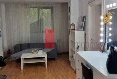 Primaverii, bloc cu regim mic de inaltime, locuit sau investitie - 1