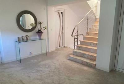 Casă cu 4 camere în Central - 7