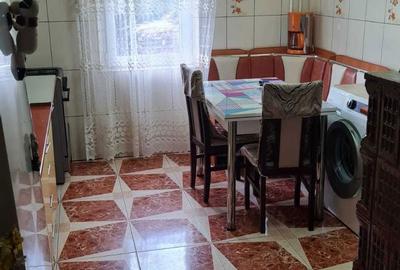 Apartament cu 3 camere decomandat în Clapa - 1