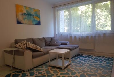 Apartament cu 3 camere semidecomandat, mobilat în P-ța Unirii - 2