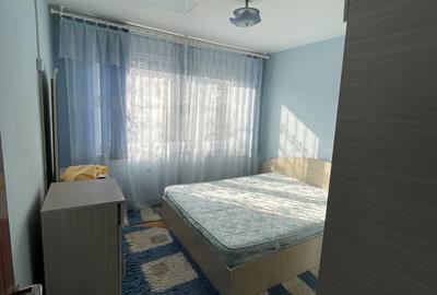 Apartament cu 3 camere semidecomandat în Central - 4
