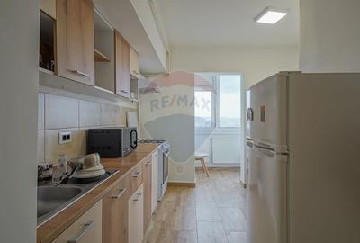 Apartament cu 2 camere decomandat, mobilat în Tractorul - 2