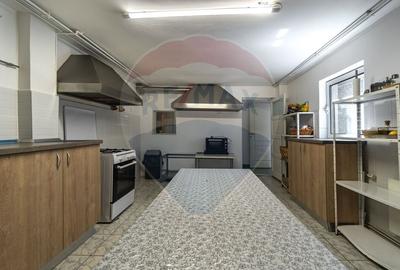 Hotel/Pensiune, de 814.79998779297 mp, în Centrul Istoric - 17