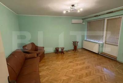 Apartament cu 3 camere decomandat în Central - 1