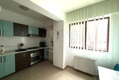 Apartament cu 3 camere decomandat, mobilat în 9 Mai - 5
