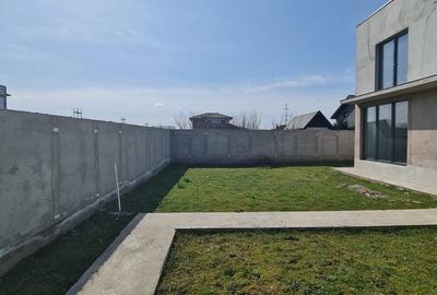 Casă cu 3 camere cu Teren 333 Mp în Vânători - 2