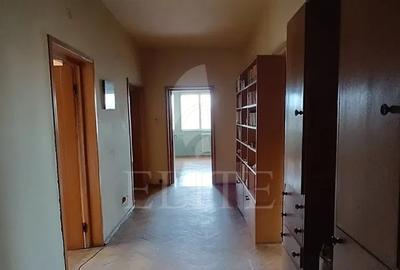 Apartament cu 4 camere decomandat în Central - 13