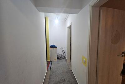 Apartament cu 2 camere în Apărătorii Patriei - 3