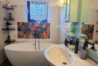 Casă individuală cu 8 camere cu Canalizare în Noua - 3