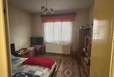 Casă cu 3 camere cu Teren 532 Mp în Central - 7