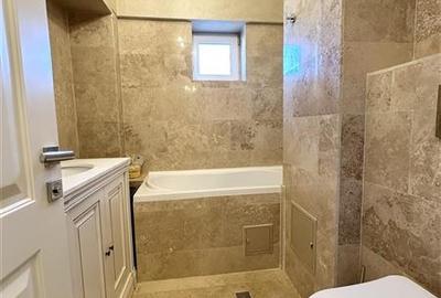 Apartament cu 3 camere decomandat, mobilat în Tomis II - 14