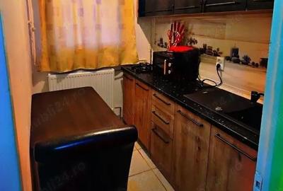 Garsonieră decomandată în Central - 2