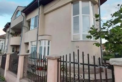 Garsonieră decomandată în Central - 2