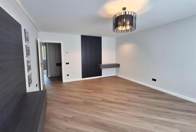Apartament de LUX  2 camere decomandat pivnita zona Strand - 8