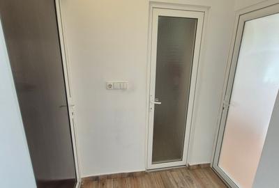 2 Cam-Aradului-3 Min Iulius Town--Mobilat-Centrala-Balcon--Aer conditionat-54 MP - 16