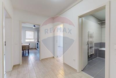 Apartament cu 2 camere decomandat în Tractorul - 2