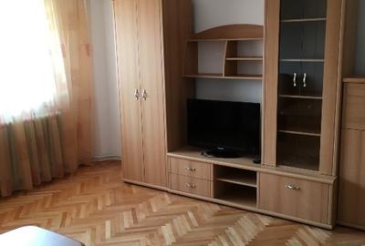 Apartament 3 camere decomandat Str. Pietroasa - 9