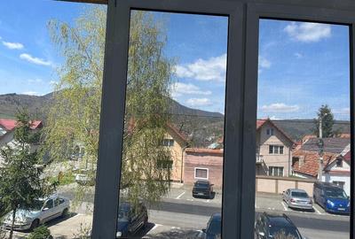 Apartament cu 3 camere decomandat în Central - 5