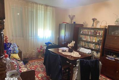 Casă cu 3 camere cu Teren 100 Mp în Central - 2