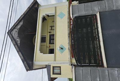 Casa de vanzare Bato?i - 2