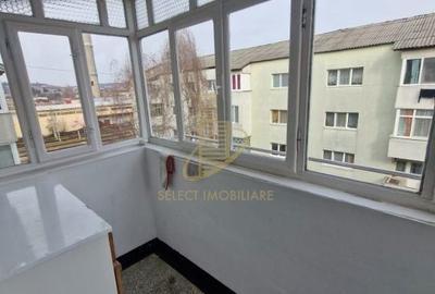 Apartament cu 3 camere decomandat în Decebal - 7