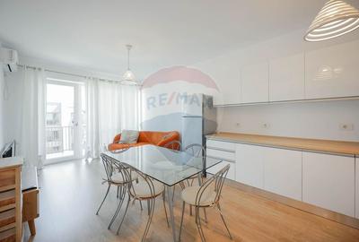 Apartament cu 3 camere de vanzare - Prima Universitatii, Oradea - 2