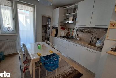Apartament cu 4 camere decomandat în Gării - 2
