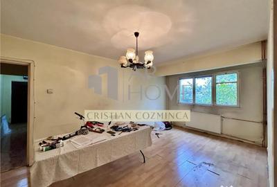 Apartament cu 3 camere decomandat în Vest - 8