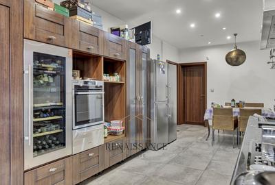 Timisoara Plopi Casa pe Parter cu Piscina | 8 Dormitoare 5 Bai | 3340m - 19