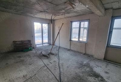 Apartament cu 2 camere semidecomandat în Tomis Nord