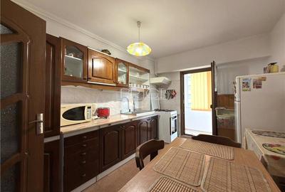 Apartament cu 3 camere decomandat în Răcădău - 7