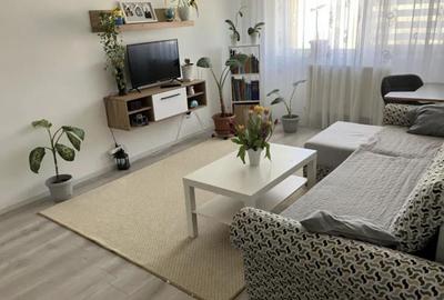Apartament 3 camere, decomandate, zona Craiter.