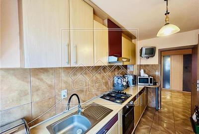Apartament cu 3 camere decomandat în Aeroport - 3