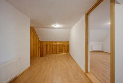 Casă individuală cu 3 camere cu Canalizare în Central - 10