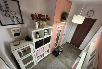 Apartament cu 2 camere semidecomandat în 1 Mai
