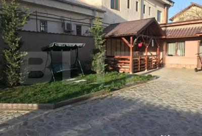 Casă cu 7 camere cu Teren 400 Mp în Central - 15