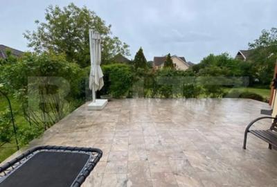 Casă cu 7 camere cu Teren 1200 Mp în Unirea - 1