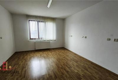 Cazare muncitori, spatiu birouri,  7 camere, etaj 1, parcare - 2