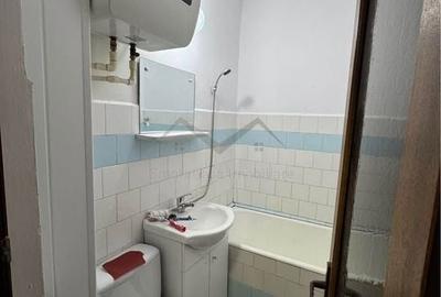 Garsoniera Baza3 etajul 3 din 4 - 6