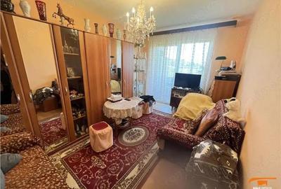 1 camera decomandat etaj 1 Giroc la 5 min de Profi, LOC DE PARCARE 1 camera decomandat etaj 1 Giroc la 5 min de Profi, LOC DE PARCARE - 1