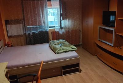 Inchiriez apartament - 1