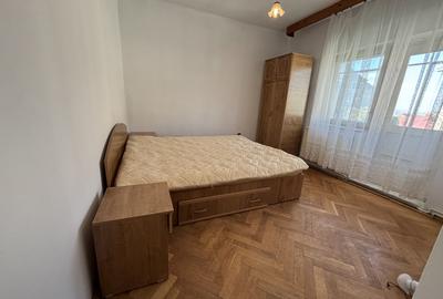 Apartament cu 3 camere decomandat, mobilat în Warthe - 7