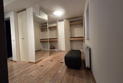 Casă individuală cu 6 camere cu Canalizare în Central - 9