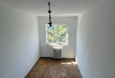 Apartament 3 camere Podu Ros 60 mp- 75.000 Euro - 8