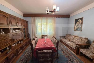 Casă cu 4 camere cu Teren 273 Mp în Semicentral - 9