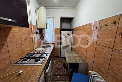 Apartament cu 2 camere nedecomandat, mobilat în Mihai Viteazul