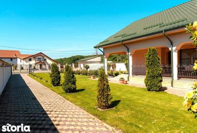 Casă cu 4 camere cu Teren 1500 Mp în Costești - 2