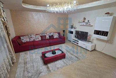 Casă cu Teren 334 Mp în Central