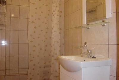 Garsonieră decomandată în Astra - 1