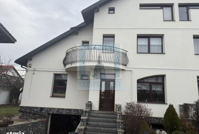 Casă cu 4 camere în Central - 17